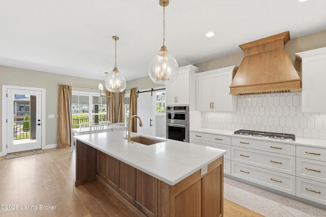 6300 Leyton Ct, Crestwood, KY 40014
