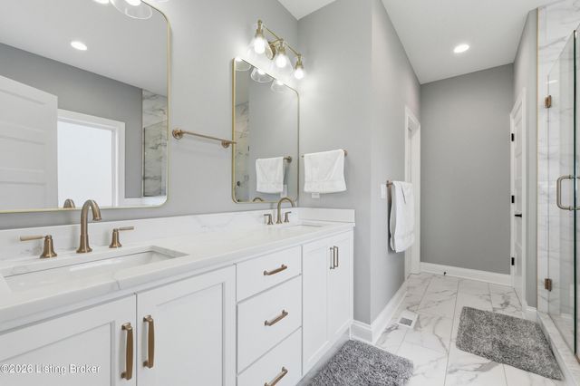 6300 Leyton Ct, Crestwood, KY 40014