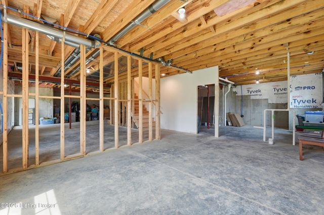 6300 Leyton Ct, Crestwood, KY 40014