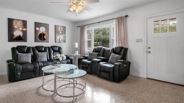 9708 FOREST HILLS DRIVE, Tampa, FL 33612