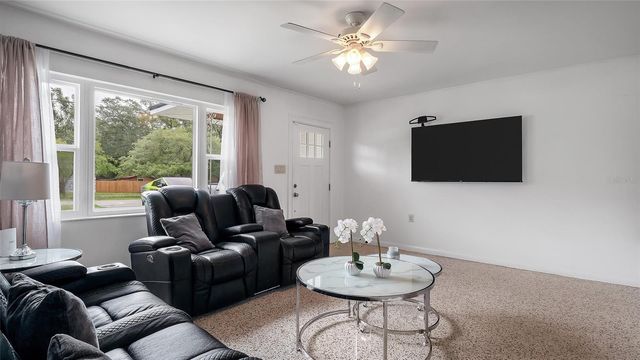 9708 FOREST HILLS DRIVE, Tampa, FL 33612