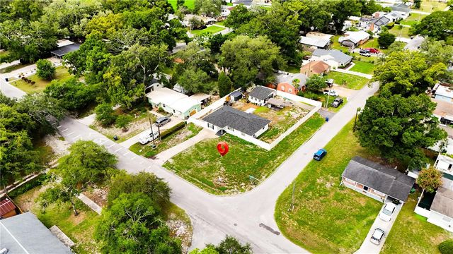 9708 FOREST HILLS DRIVE, Tampa, FL 33612