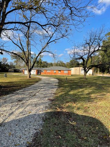 8037 Florida Blvd, Denham Springs, LA 70726