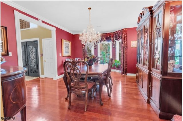 23 Yellowstone Dr, Old Bridge Twp., NJ 08857