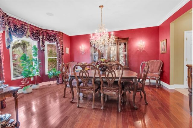 23 Yellowstone Dr, Old Bridge Twp., NJ 08857