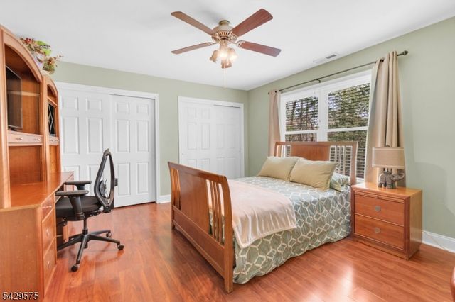 23 Yellowstone Dr, Old Bridge Twp., NJ 08857