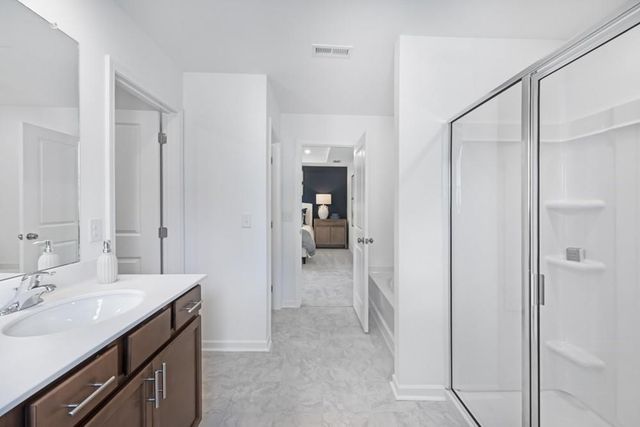 4037 Laurant Path, Flowery Branch, GA 30542
