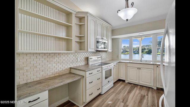 2456 LORRAINE Court, Ponte Vedra Beach, FL 32082