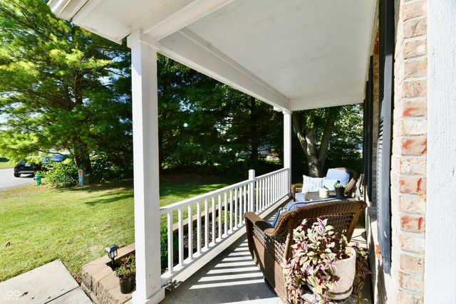 1157 Runningbrook Court, Avon, IN 46123