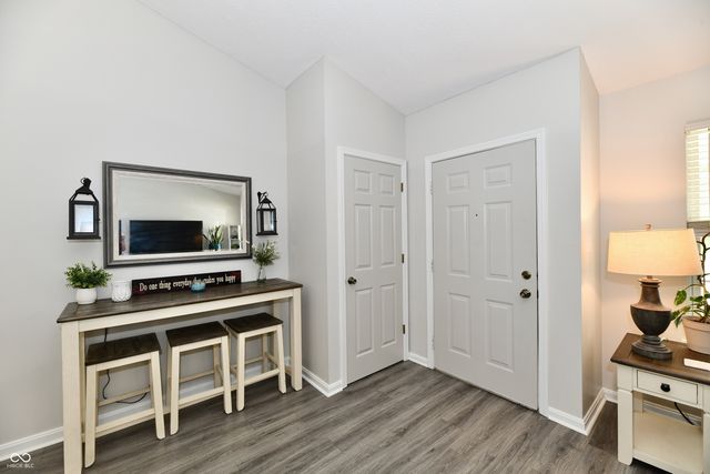 1157 Runningbrook Court, Avon, IN 46123