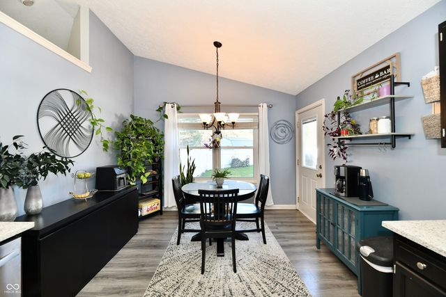 1157 Runningbrook Court, Avon, IN 46123