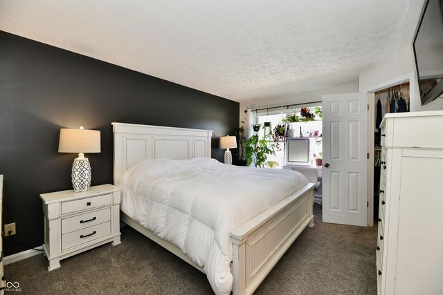 1157 Runningbrook Court, Avon, IN 46123