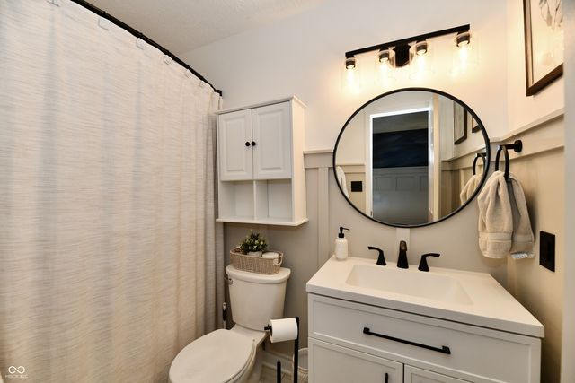 1157 Runningbrook Court, Avon, IN 46123