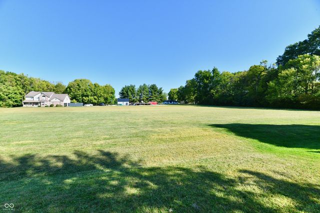 1157 Runningbrook Court, Avon, IN 46123