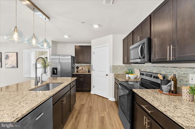 367 FOREST EDGE AVE, La Plata, MD 20646