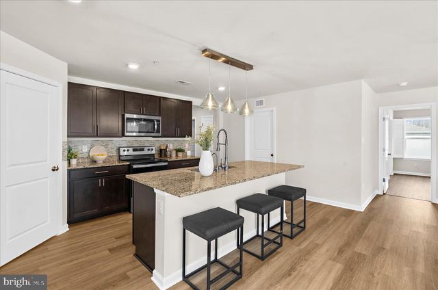 367 FOREST EDGE AVE, La Plata, MD 20646