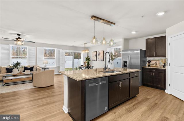 367 FOREST EDGE AVE, La Plata, MD 20646