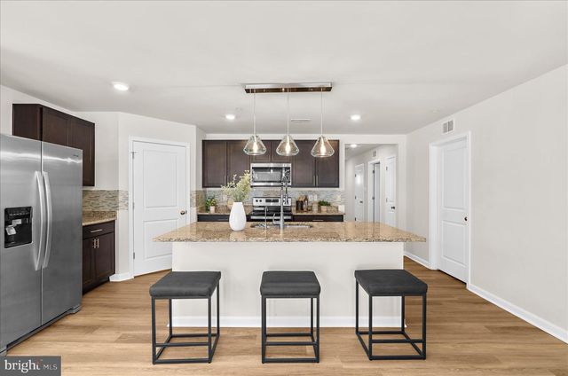 367 FOREST EDGE AVE, La Plata, MD 20646