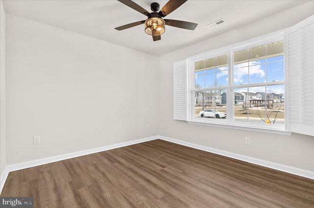 367 FOREST EDGE AVE, La Plata, MD 20646