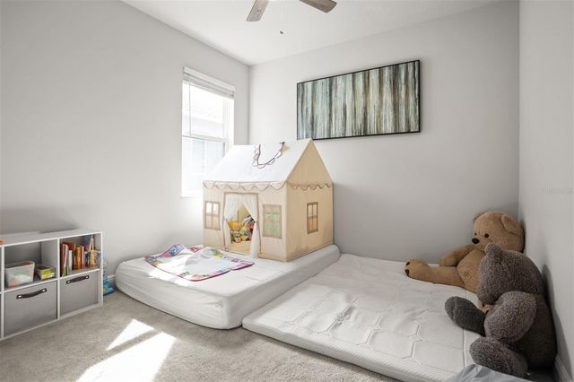 4914 LAKESHORE OAKS COURT, Tampa, FL 33624