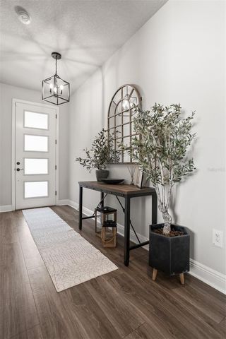 4914 LAKESHORE OAKS COURT, Tampa, FL 33624