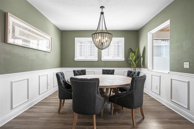 4914 LAKESHORE OAKS COURT, Tampa, FL 33624