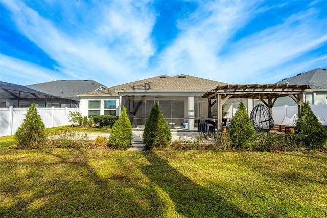 4914 LAKESHORE OAKS COURT, Tampa, FL 33624