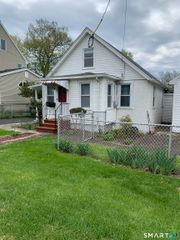 42 Whalley Avenue, Milford, CT 06460