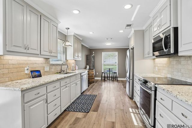 12435 Parkvilla Ave, Baton Rouge, LA 70816