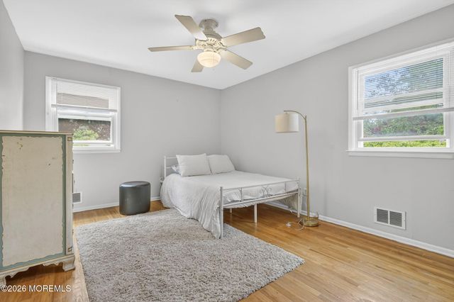 4 Duncan Drive, Morganville, NJ 07751