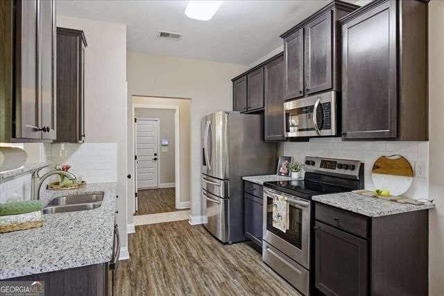 1010 Holliday Pass, Griffin, GA 30223