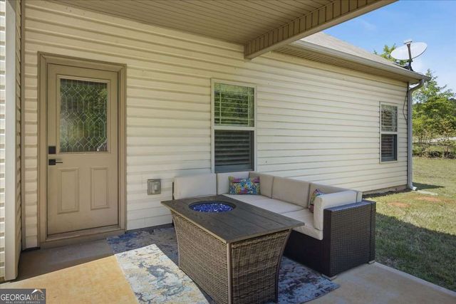 1010 Holliday Pass, Griffin, GA 30223