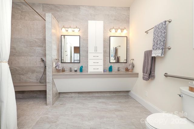 1624 Emory Oak Drive, Charlotte, NC 28270