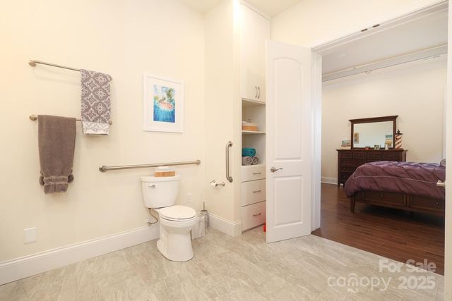 1624 Emory Oak Drive, Charlotte, NC 28270