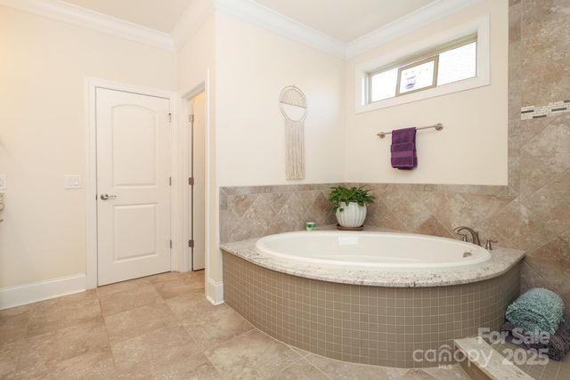 1624 Emory Oak Drive, Charlotte, NC 28270