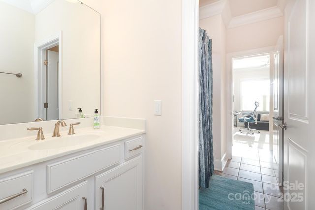 1624 Emory Oak Drive, Charlotte, NC 28270