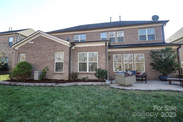 1624 Emory Oak Drive, Charlotte, NC 28270