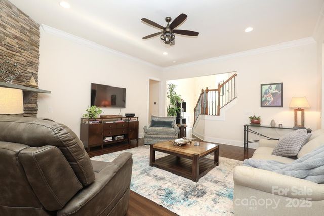 1624 Emory Oak Drive, Charlotte, NC 28270