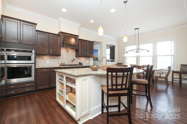 1624 Emory Oak Drive, Charlotte, NC 28270