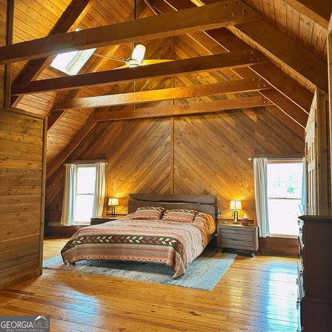 8 Hutchinson Lake Road, Senoia, GA 30276