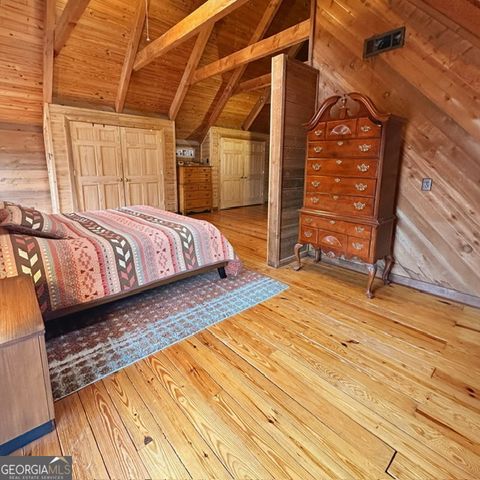 8 Hutchinson Lake Road, Senoia, GA 30276