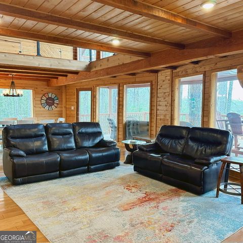 8 Hutchinson Lake Road, Senoia, GA 30276