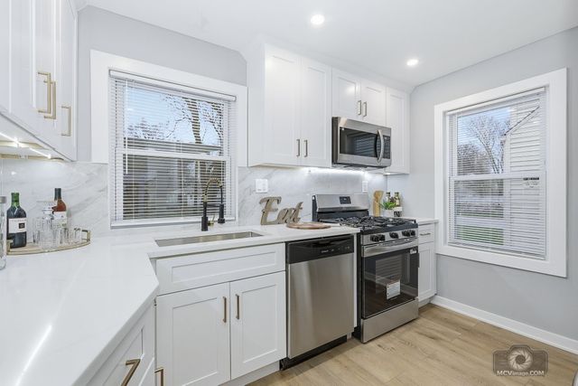 440 Engle Street, Dolton, IL 60419