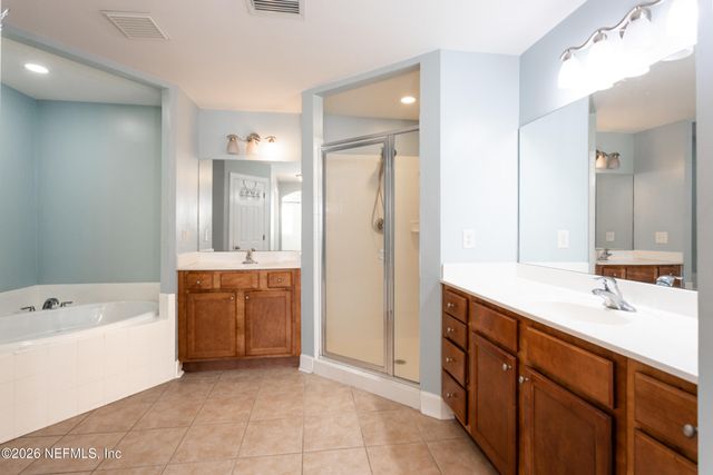 300 BELLA HARBOR Court 101, Palm Coast, FL 32137