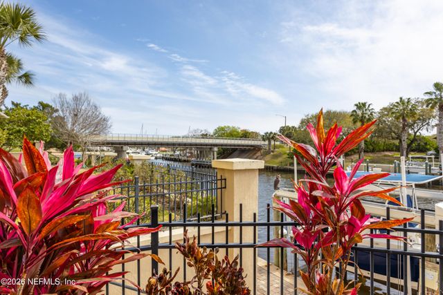 300 BELLA HARBOR Court 101, Palm Coast, FL 32137