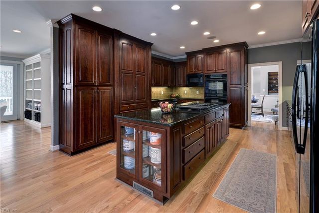 9968 Mill Pond RN, Toano, VA 23168