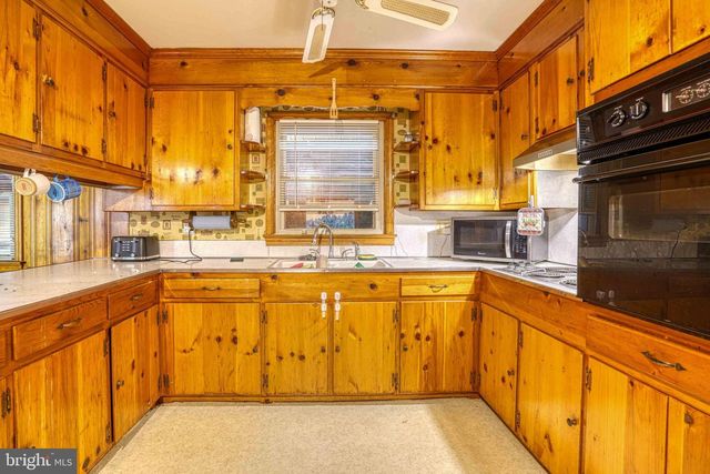 502 EDLON PARK DR, Cambridge, MD 21613