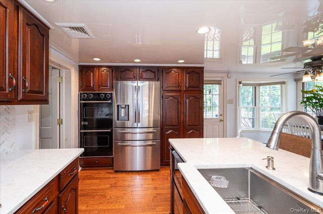 34 Albemarle Road, Westbury, NY 11590