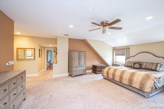 34 Albemarle Road, Westbury, NY 11590