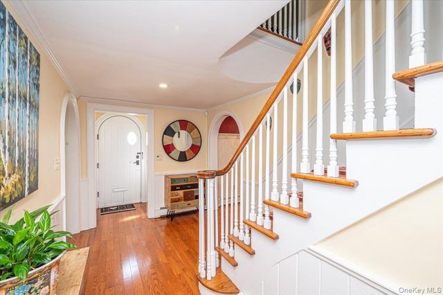 34 Albemarle Road, Westbury, NY 11590